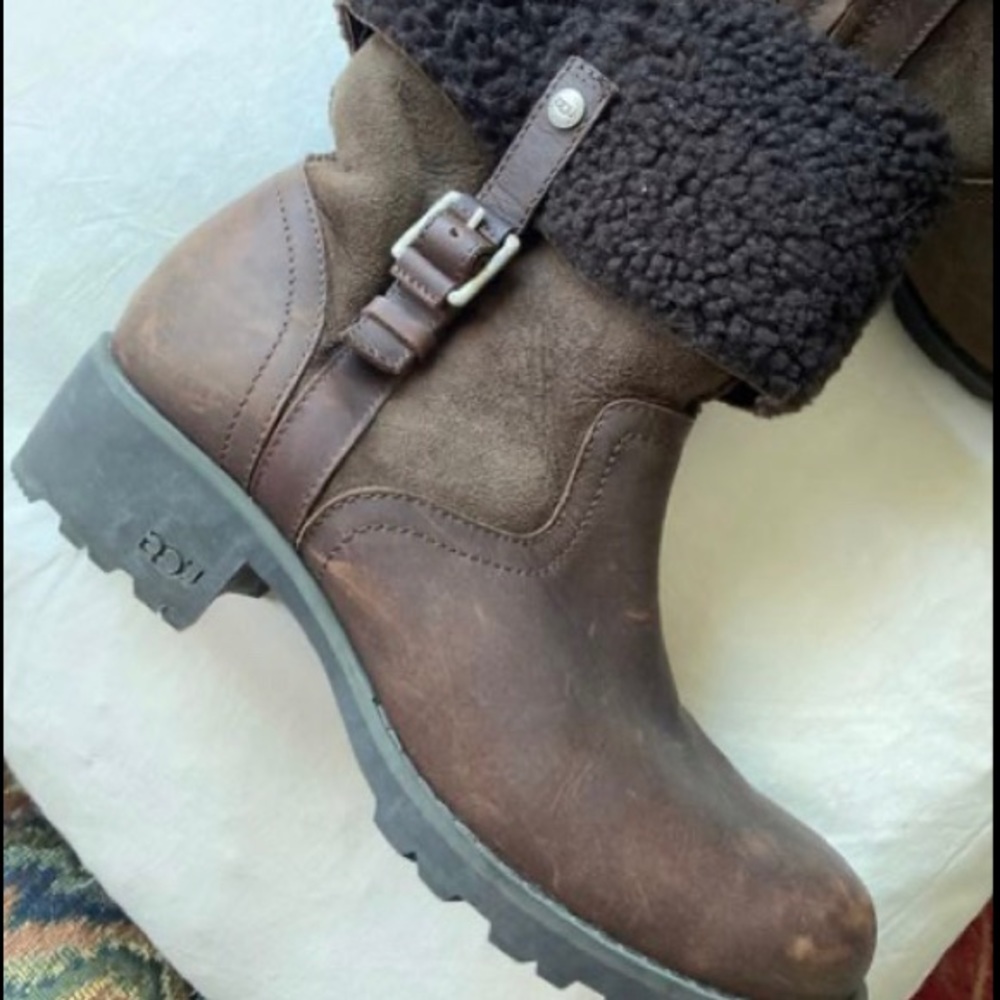 These won’t last. UGGS 7.5
